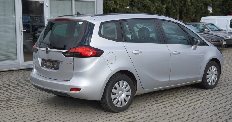 Opel Zafira cena 35500 przebieg: 152000, rok produkcji 2014 z Czerniejewo małe 497